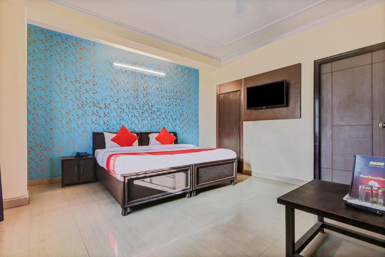 Aerocity Grand Nuova Delhi Esterno foto