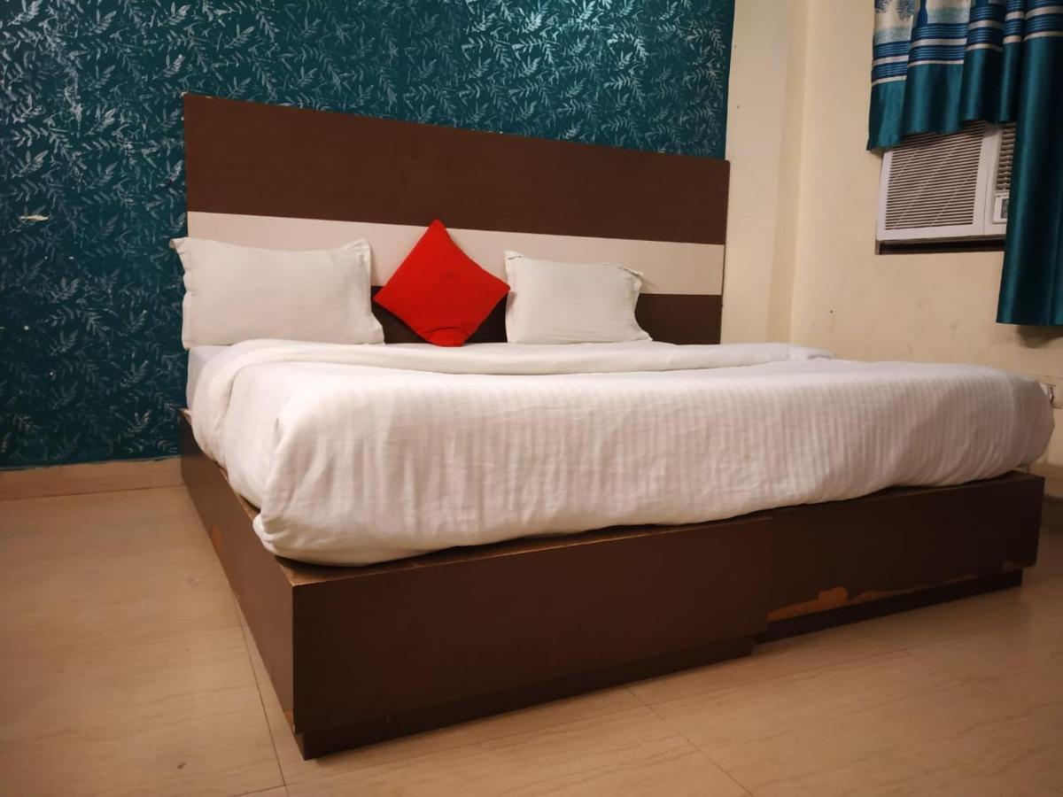 Aerocity Grand Nuova Delhi Esterno foto