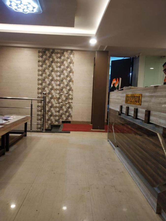 Aerocity Grand Nuova Delhi Esterno foto